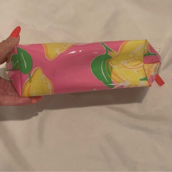 Lily Pulitzer Estee' Lauder Cosmetic Bag - Picture 7 of 7